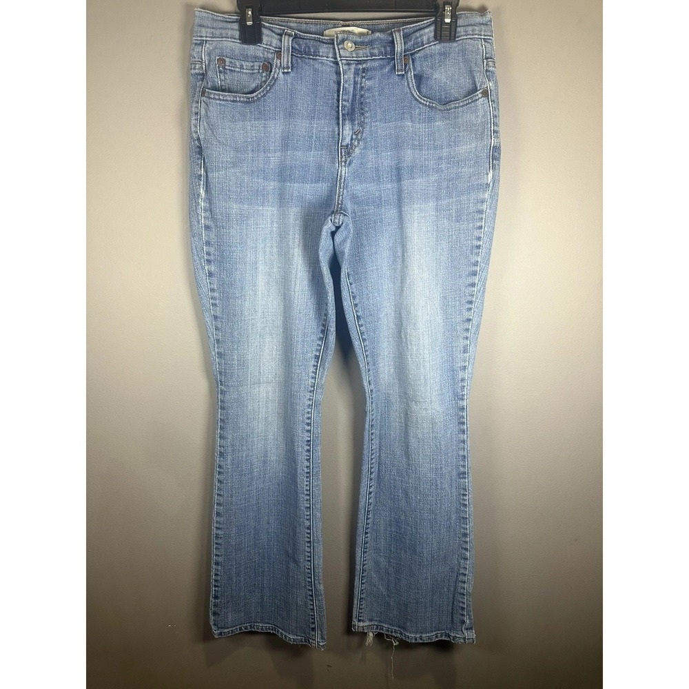 Levis 515 Bootcut Women's 10M Blue Denim Stretch Distressed Jeans